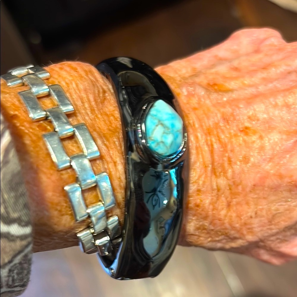 Robert Lee Morris Bangle Bracelet- Deep Bronze W/ Turquoise Center Stone ( NWT)